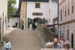 shop_burg